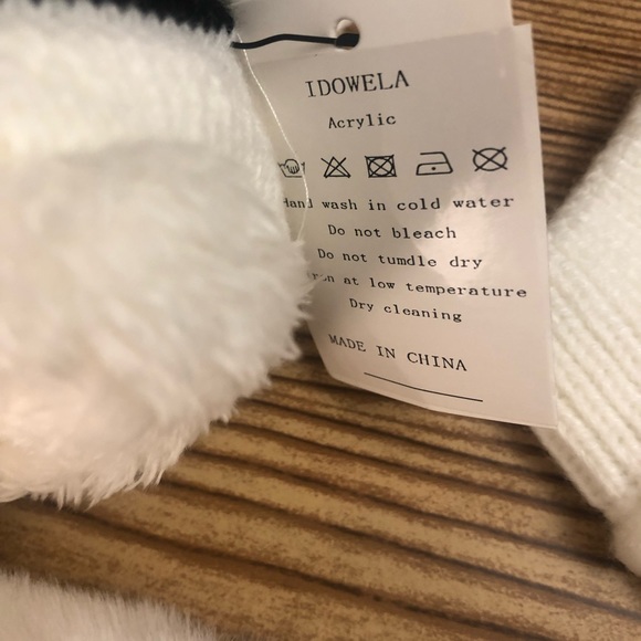 White Geometric Trim Faux Fur Pom-Pom Ear-Flap Beanie & Fingerless Glove… - Picture 7 of 7